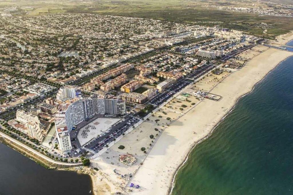 Holidays P14 Sea View Empuriabrava Eksteriør billede